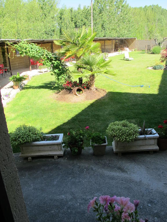 Albergue San Pelayo Villarente ภายนอก รูปภาพ